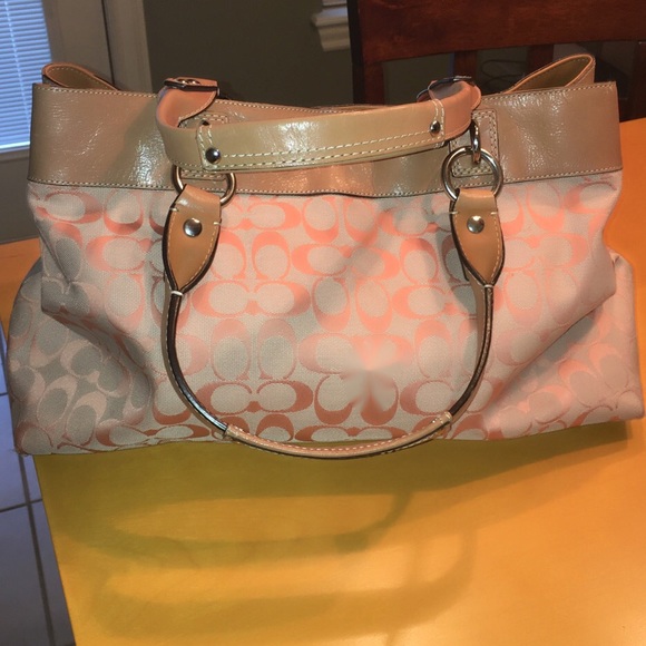 Authentic Coach purse - Picture 2 of 6